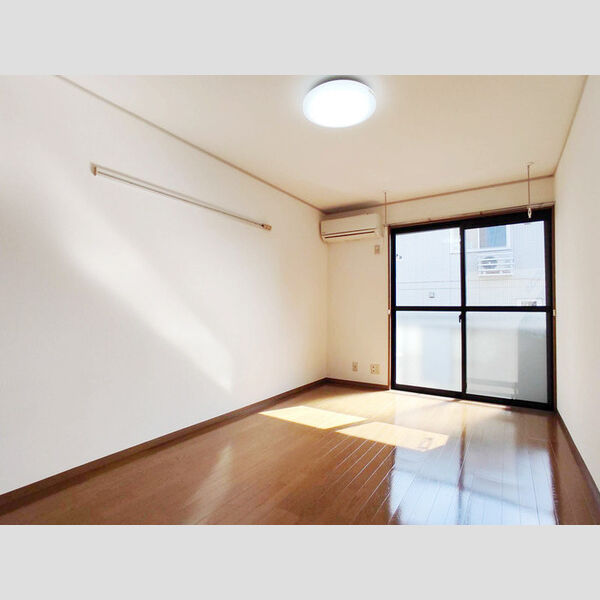 シャトル松原 居室