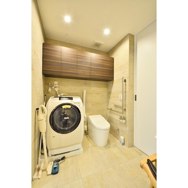 尾山台二丁目戸建 洗面所