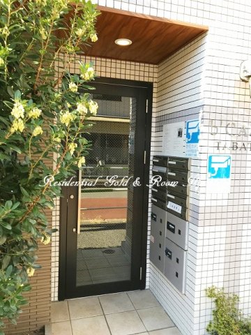 ｂ’ＣＡＳＡ　Ｔａｂａｔａ402号室 エントランス