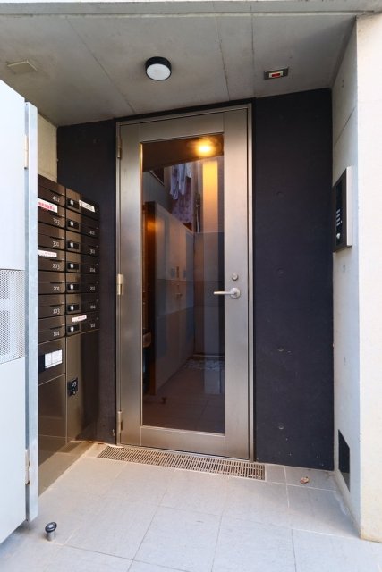 ハーモニーグラシア三軒茶屋 エントランス