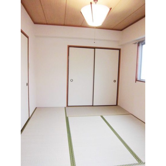 芦花ハウスⅡ501号室 リビング