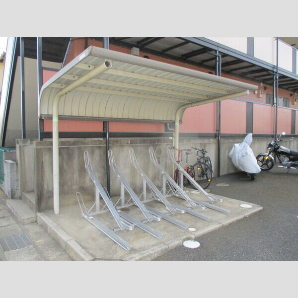 ビューラーみゆき 周辺