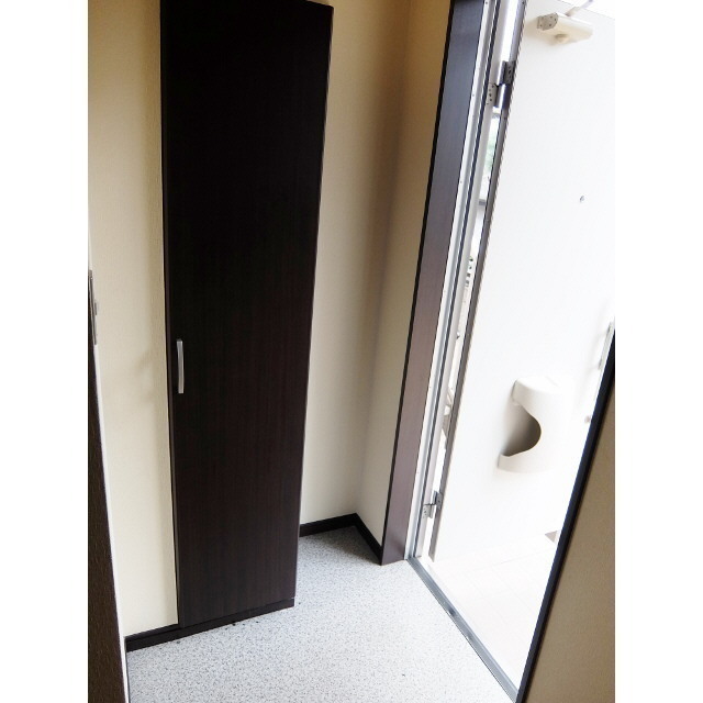 アムール HORINOUCHI 玄関