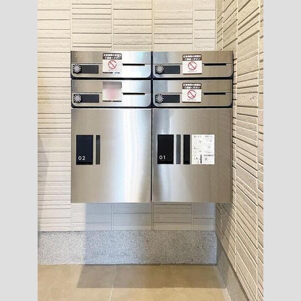 La Belle Vie 宅配ボックス