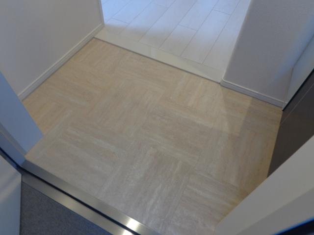 リヴェール（Ｌｉｖｅｒ） 玄関