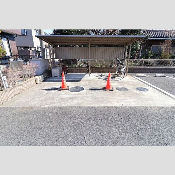 ソレイユ・アイビー203号室 駐輪場