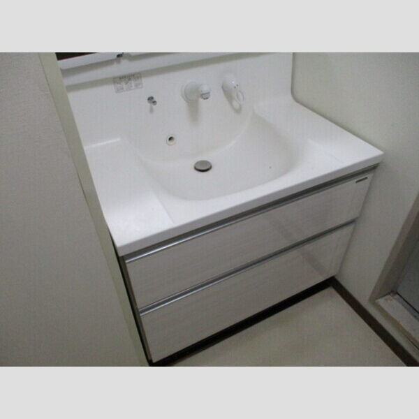 オーシャンビュー壱番館1302号室 洗髪洗面化粧台