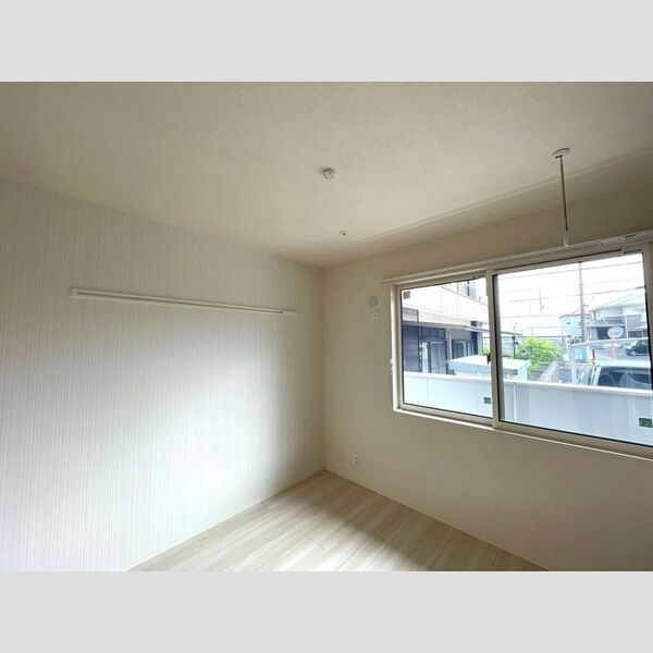 ジュネス前原103号室 洋室