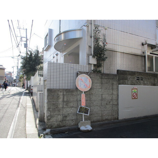 コスモ北新宿1階 外観