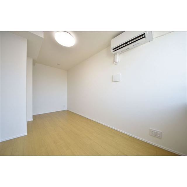 プランドール市川 内観