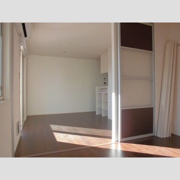 LSY47 ■洋室から隣のLDKを撮影しました■