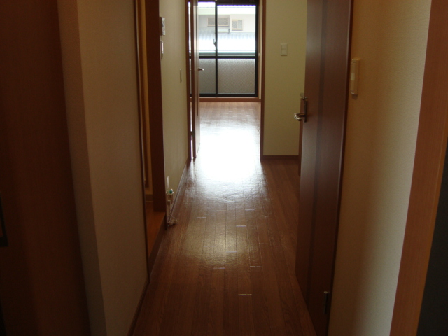 リバブルパレス 廊下