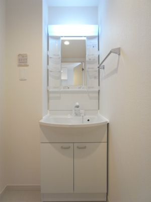 リブリ・TKレジデンス 洗面