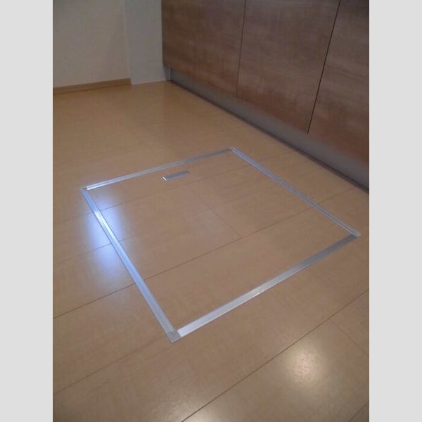 メルヴェーユ三郷中央　B 床下収納