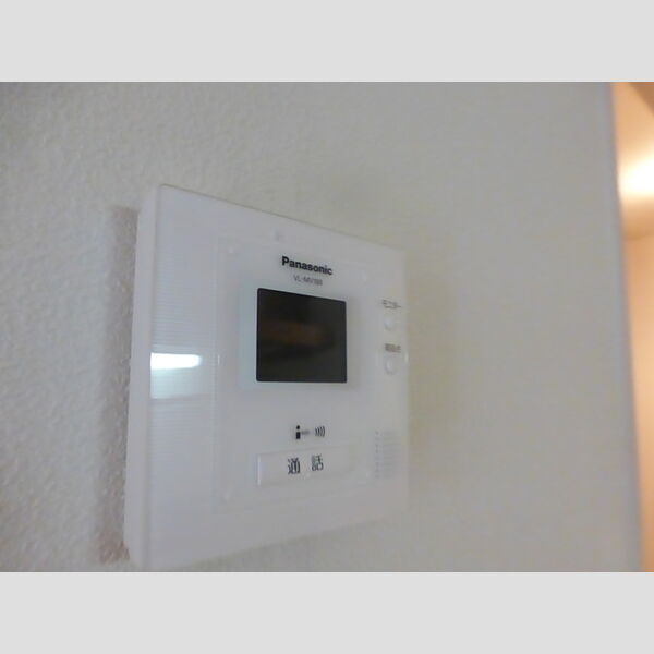 リビングタウン鍵山　A102号室 TVインターフォン