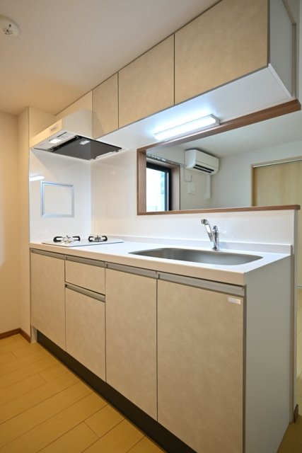 ＣＥＮＴＲＡＬ　ＧＡＲＤＥＮ　ＲＥＳＩＤＥＮＣＥ　ＴＯＫＹＯ1階 キッチン