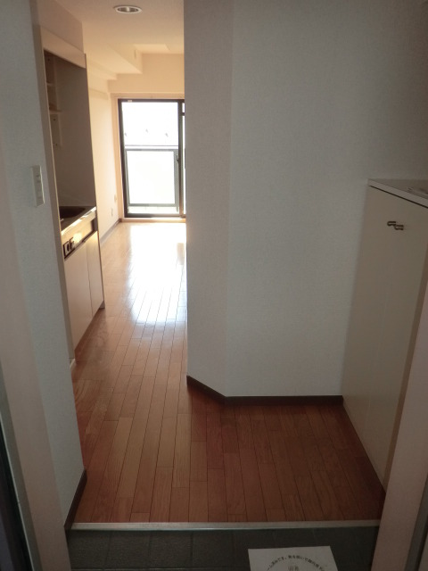 グランディオール白楽0603号室 玄関