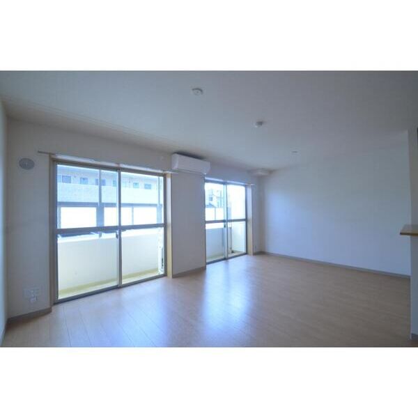 マナブライトン・フロント リビング