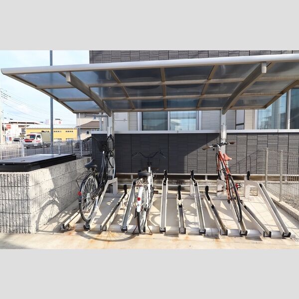 フォレスター 駐輪場