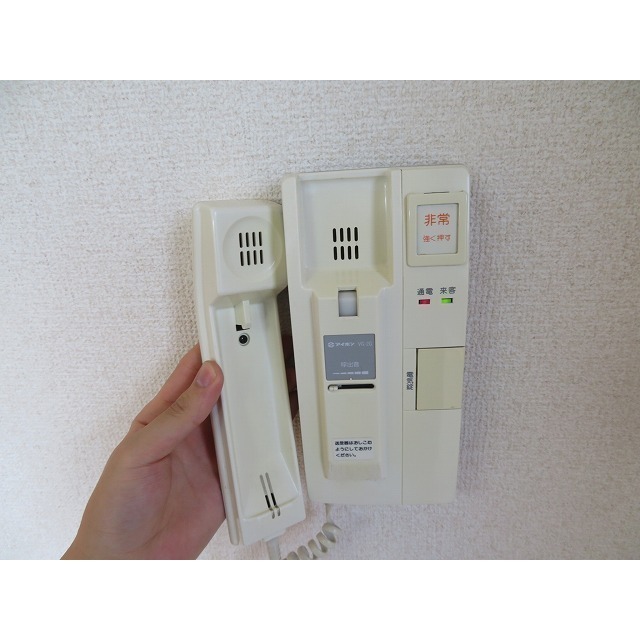 コラゾン0402号室 インターホン