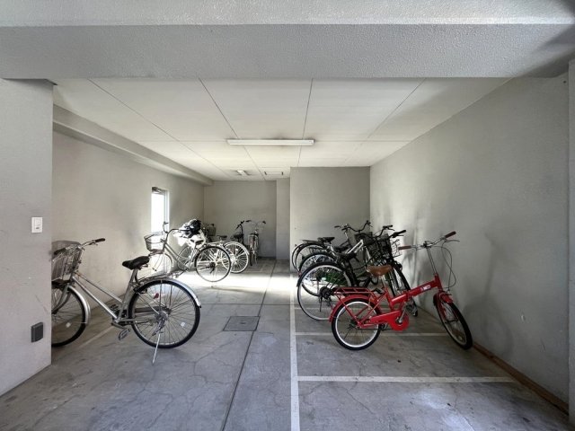 シルフィード板橋本町5階 駐輪場