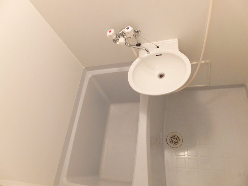 レオパレスフォレ　タキノイ 浴室換気乾燥機付き