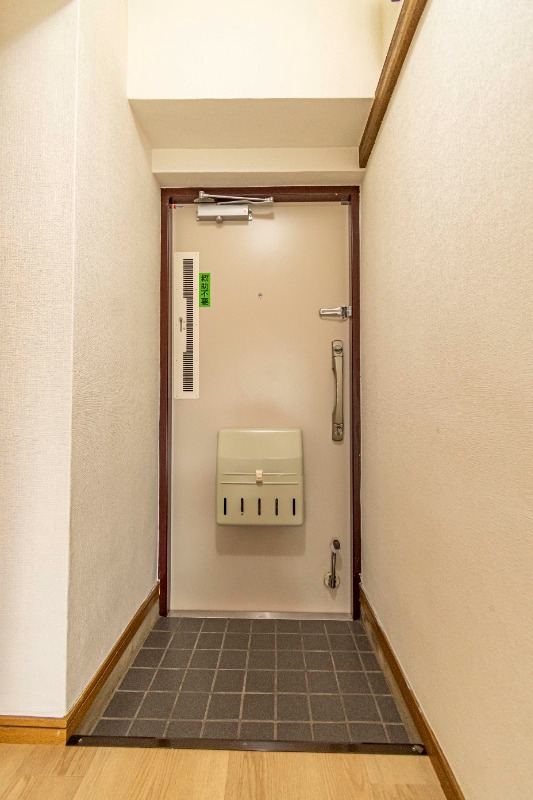南永田団地1-3号棟 玄関