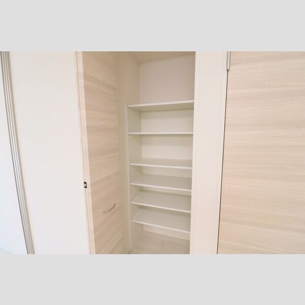 D Paina 今井南町302号室 収納