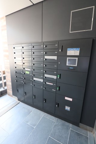 ジェノヴィア新大塚0101号室 メールボックス・宅配ボックス