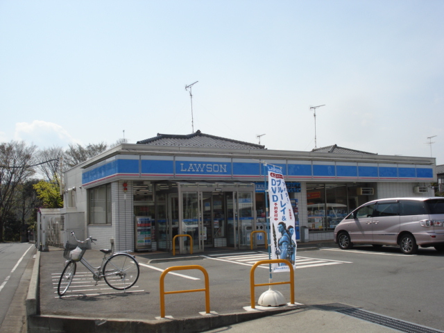ネオ　シュトラーゼ ローソンまで240ｍ