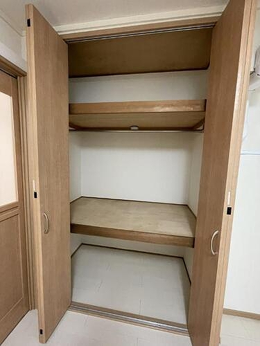 麹町クリスタルシティ西館 クロゼット　2025年11月撮影