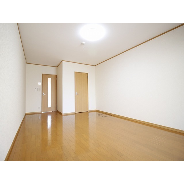 アムール コンセルト104号室 リビング