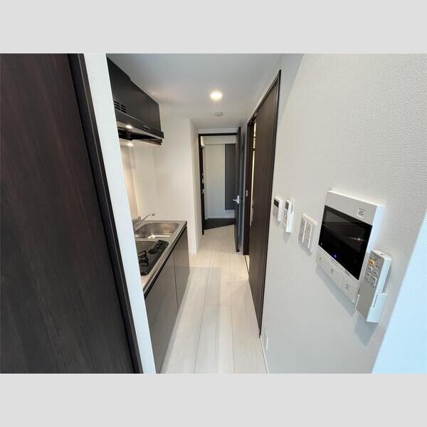 S-RESIDENCE横濱阪東橋304号室 リビング