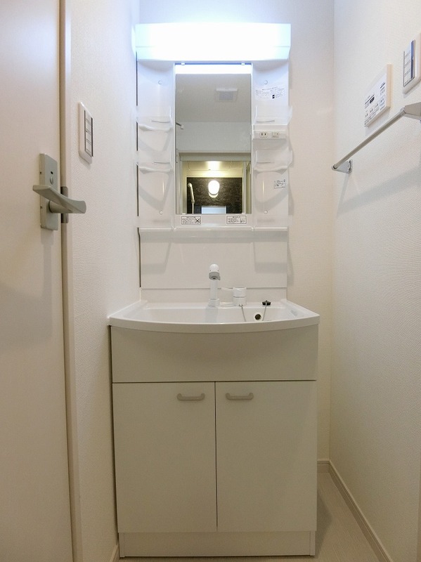 リブリ・三鷹 洗面