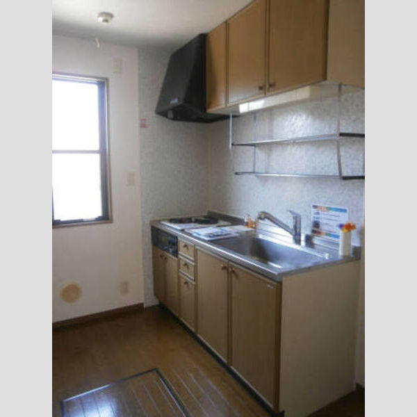 ロイヤルガーデン　壱～七番館 2102 システムキッチン 浄水器対応!