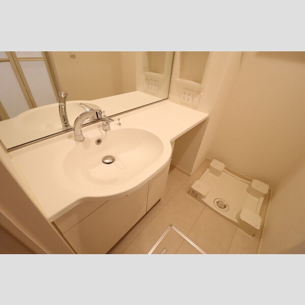 ソフィアクレール　B102号室 洗髪洗面化粧台