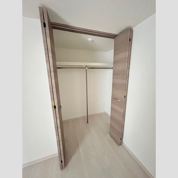 カスタリア西船橋Ⅱ0303号室 収納