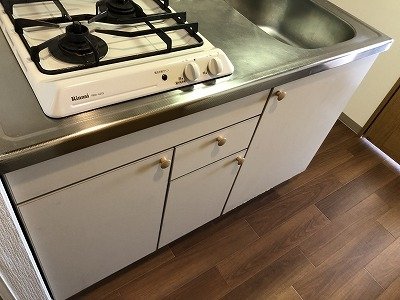 メゾン・ド・ヴィレ日本橋浜町 システムキッチン（2口ガスコンロ）