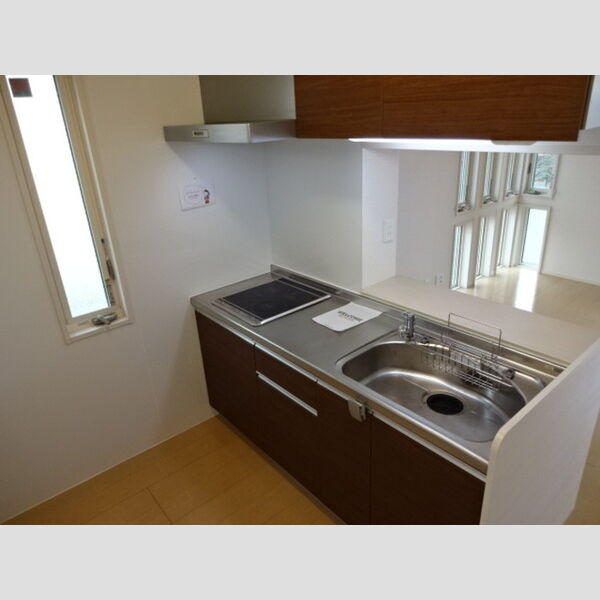 プリメーロ301号室 システムキッチン