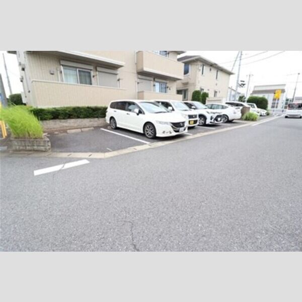 ノールメゾン　Ⅲ 駐車場