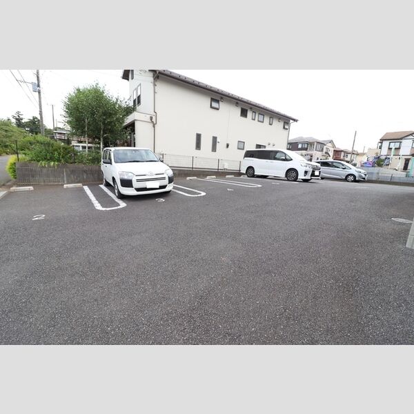 リビングタウンおゆみ野 駐車場