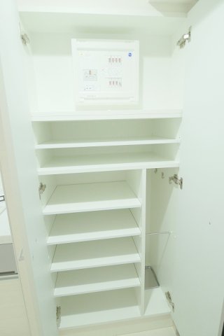 PREMIUM CUBE 池袋要町 内観