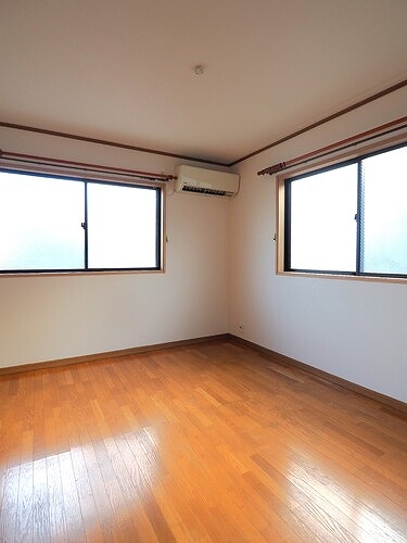 中野区沼袋２丁目戸建 洋室約6.0畳