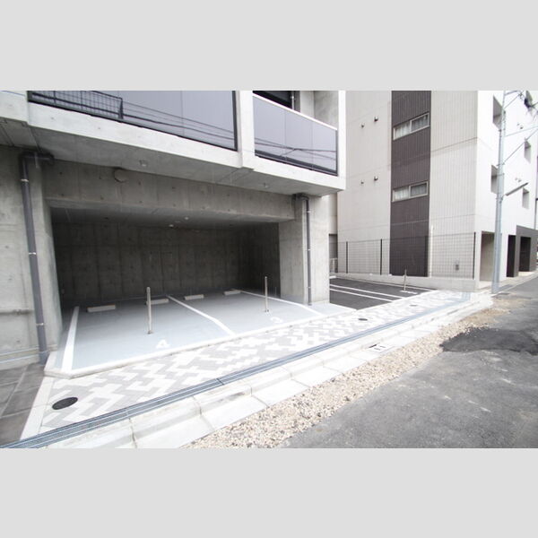 ZOOM王子神谷 駐車場