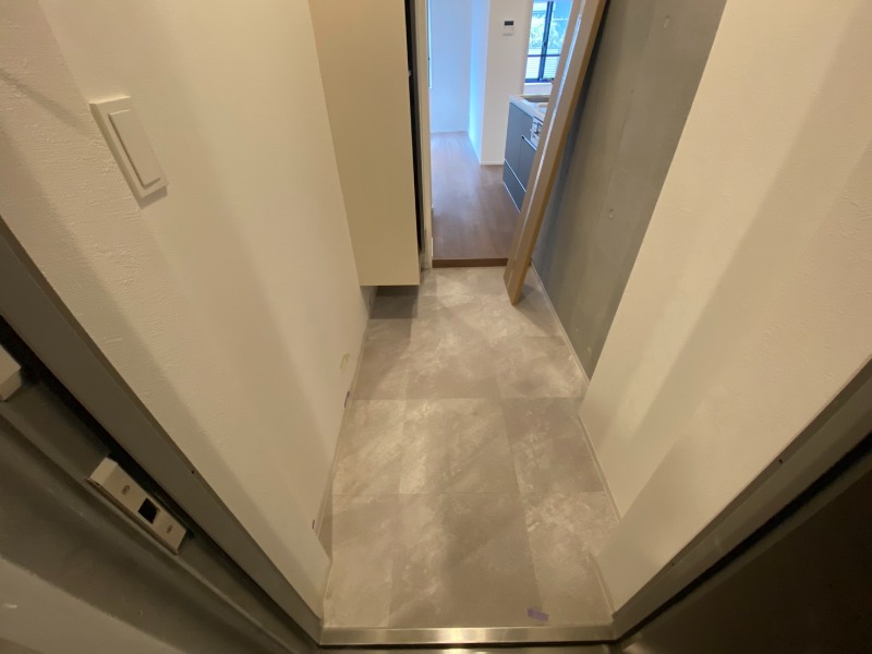 CREAL新高円寺 玄関