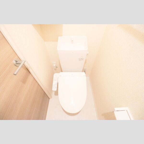 plume103号室 温水洗浄便座