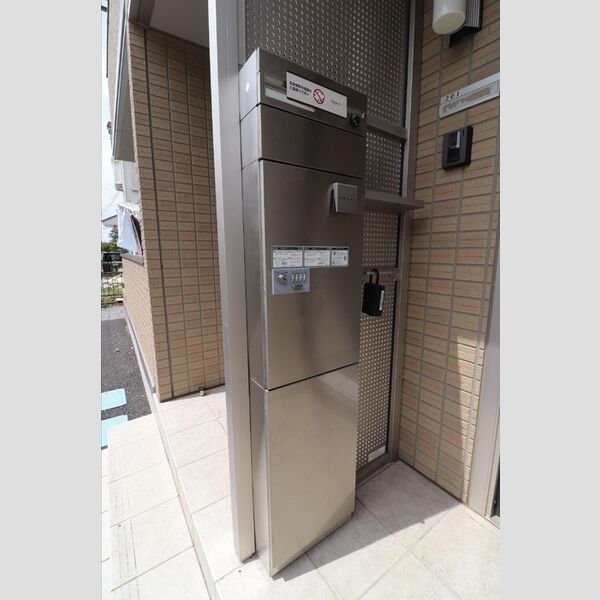 ウエストハイム　Ⅳ201号室 宅配BOX