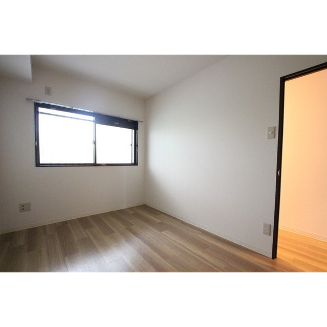 ウィスタリア202号室 内観