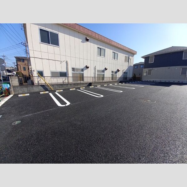 グリーンパティオ206号室 駐車場