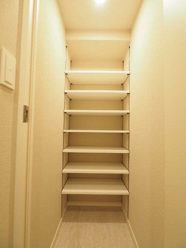 アーバネックス日本橋茅場町10階 収納